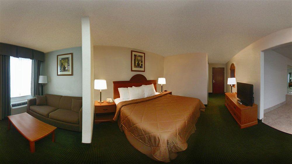 Quality Inn & Suites Franklin Exterior foto